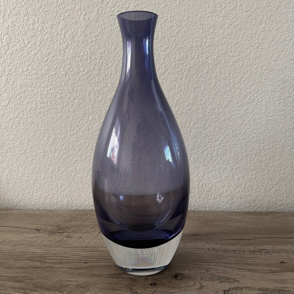 TARNOW POLAND AMETHYST Purple  ART GLASS VASE WITH CLEAR BASE Heavy